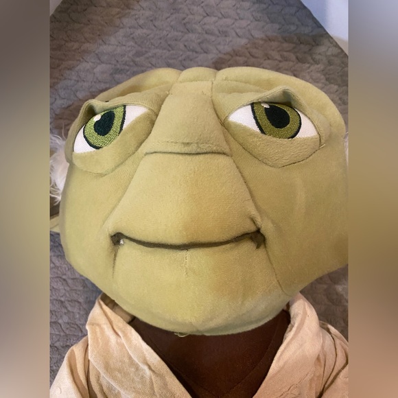 Yoda With Pumpkin Star Wars Halloween Decoration- it’s a Gemmy. - Picture 2 of 8